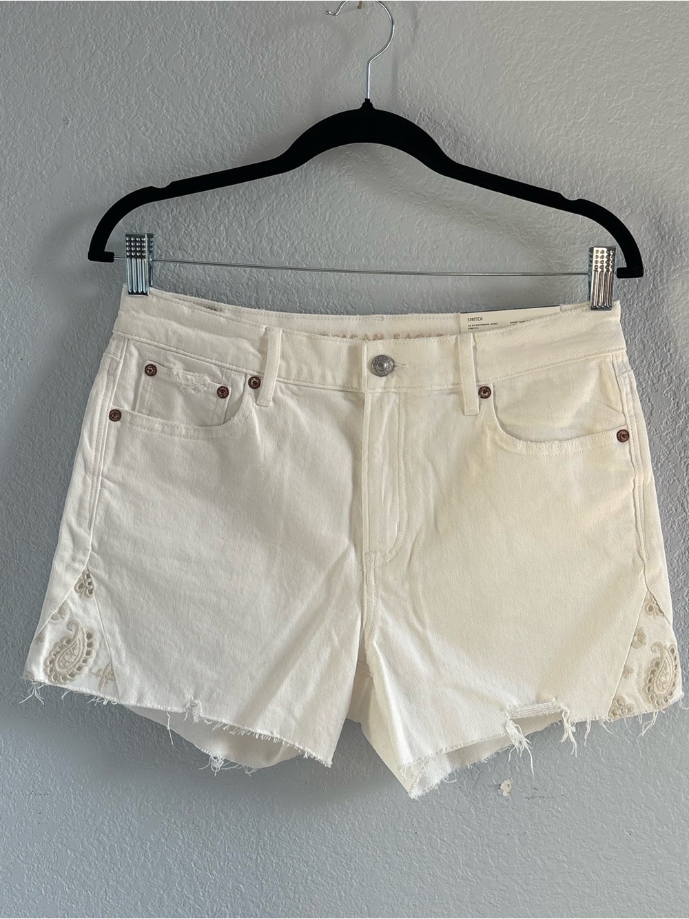American Eagle Outfitters White Denim Shorts with Embroidered Hem - Size 0